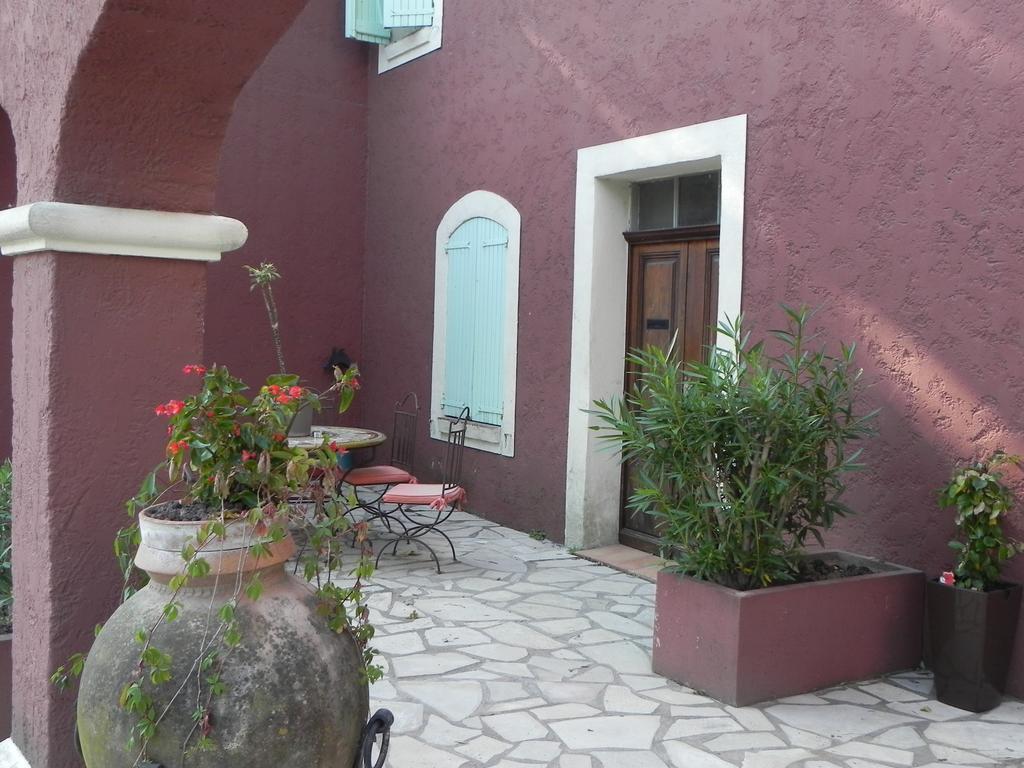 水母酒店 Les Arcs-sur-Argens 外观 照片