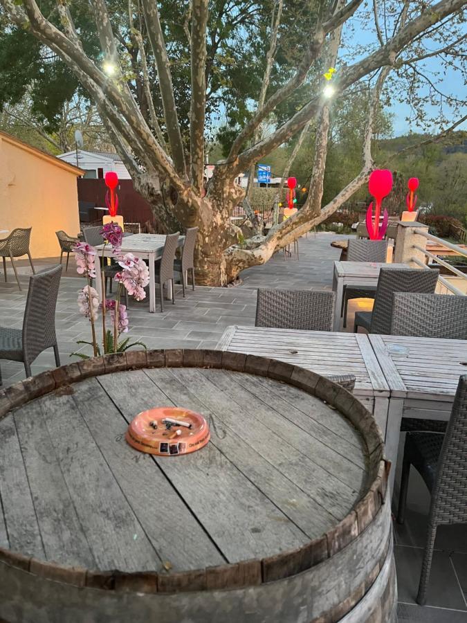 水母酒店 Les Arcs-sur-Argens 外观 照片