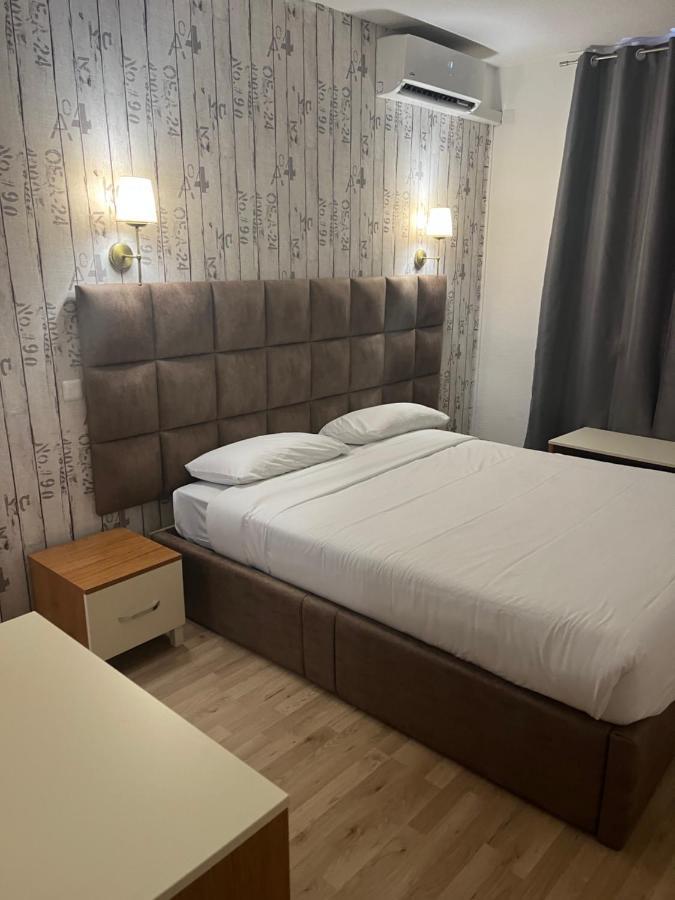 水母酒店 Les Arcs-sur-Argens 外观 照片